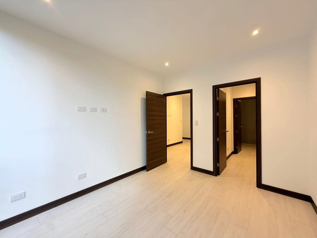 Apartamento en Venta — Apartamento en Venta en Zona 16, Guatemala, Ciudad — foto 4 de 9