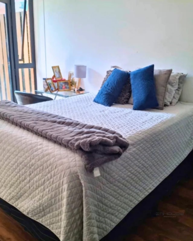 APARTAMENTO EN VENTA ZONA 11 EN PRIMER NIVEL CON JARDIN - 10