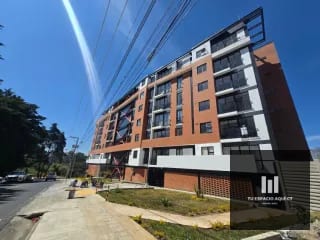 Moderno Apartamento en Velure Zona 16 Con Hermosas Amenidades — Apartamento en Alquiler en Zona 16, Guatemala, Ciudad — miniatura 1 de 12