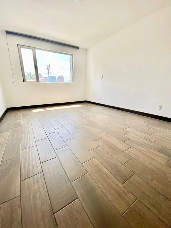 Vendo Apartamento Zona 10 — Apartamento en Venta en Verona, Zona 10, Guatemala, Ciudad — foto 9 de 12