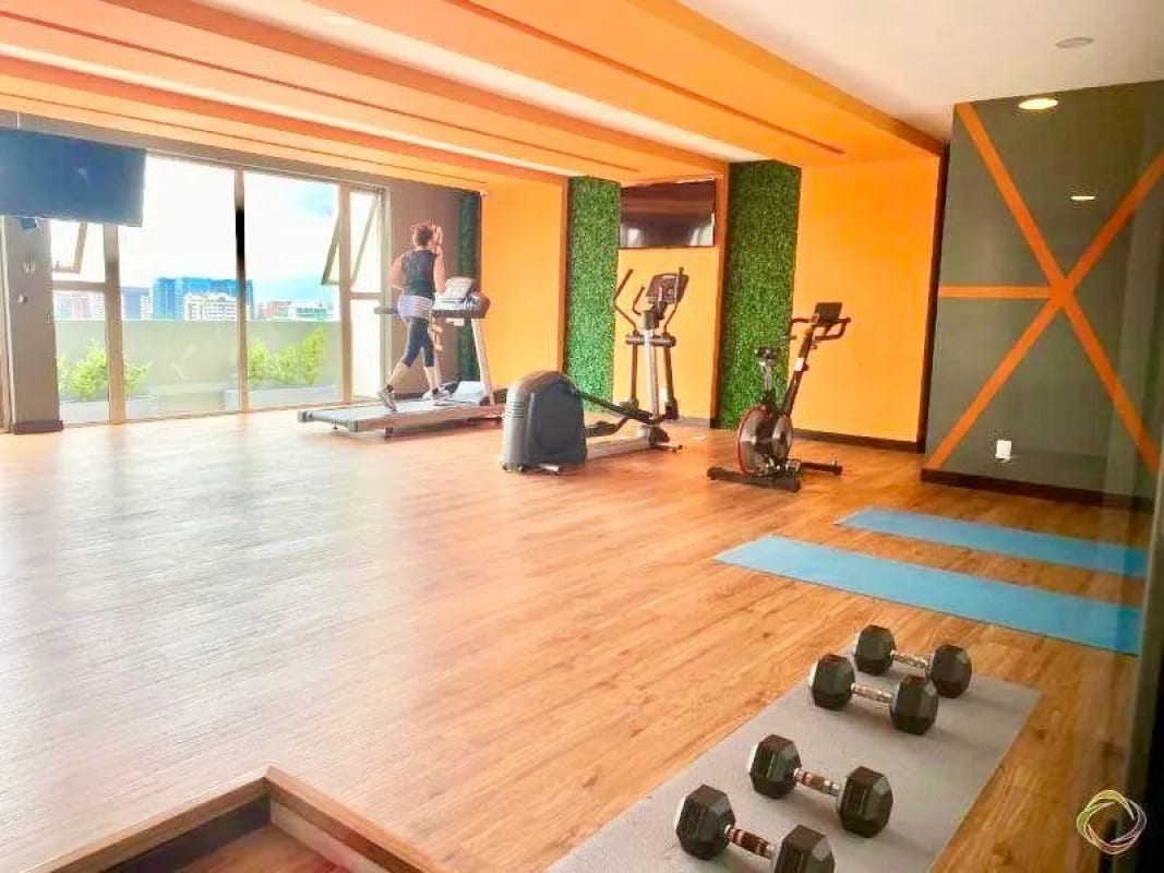 Vendo Apartamento Zona 10 — Apartamento en Venta en Verona, Zona 10, Guatemala, Ciudad — foto 6 de 12
