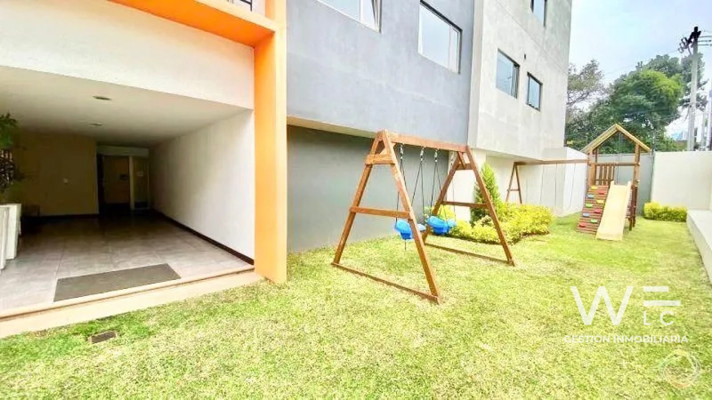 VENDO APARTAMENTO ZONA 10 - 3