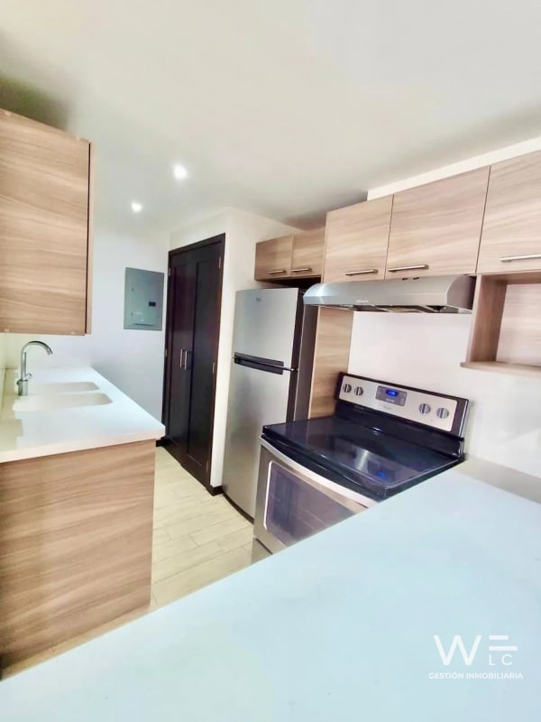 VENDO APARTAMENTO ZONA 13 - 10