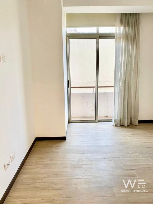 VENDO APARTAMENTO ZONA 13 - 8