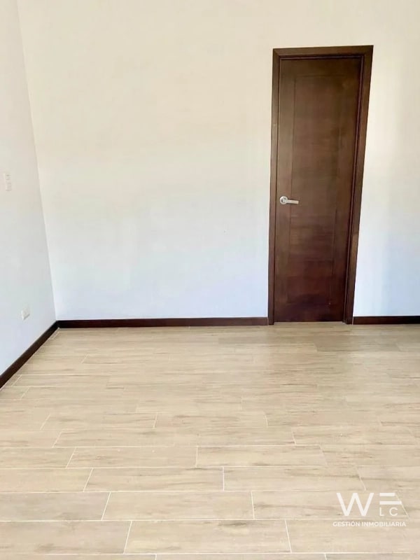 VENDO APARTAMENTO ZONA 13 - 7
