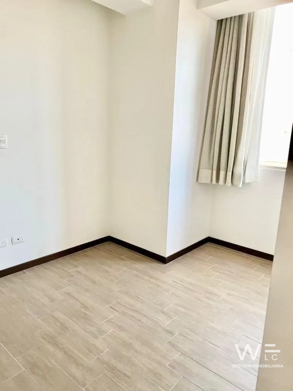 VENDO APARTAMENTO ZONA 13 - 6
