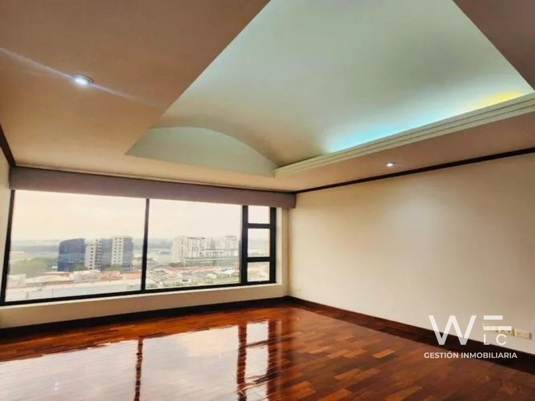 VENDO APARTAMENTO ZONA 14 - 12