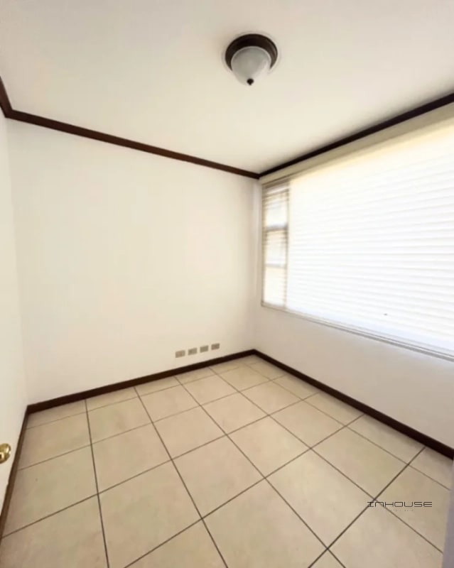APARTAMENTO EN RENTA ZONA 10 EN NIVEL ALTO - 4
