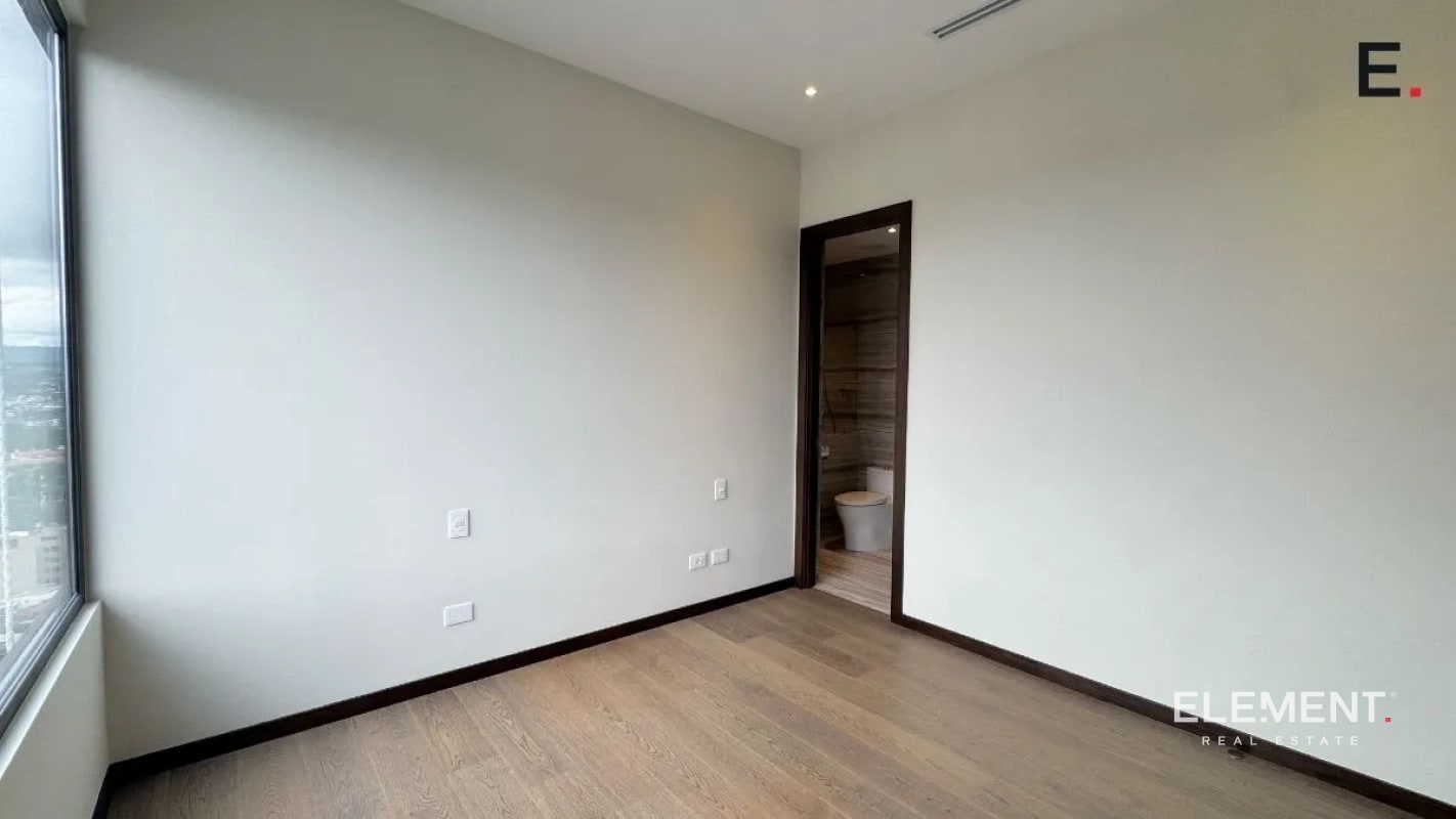 APARTAMENTO EN RENTA -  SANTA SOFÍA 7ma - 9