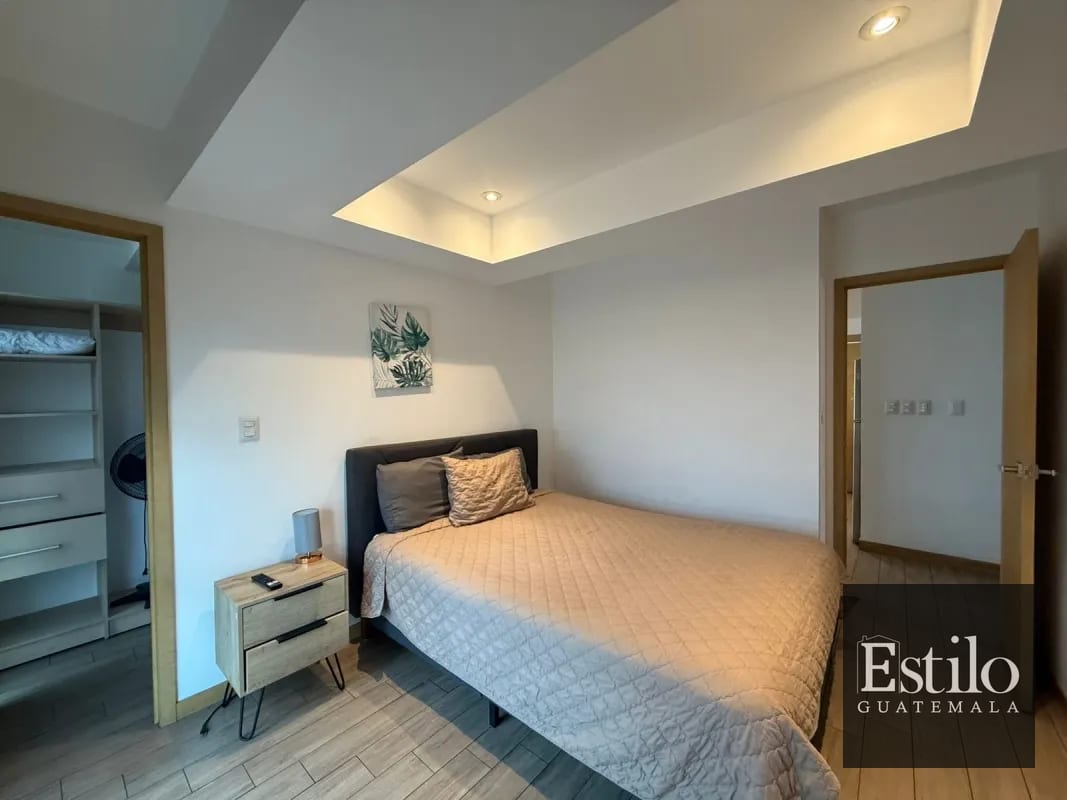 Apartamento Amueblado en Venta Zona 10 — Apartamento en Venta en Zona 10, Guatemala, Ciudad — foto 5 de 9