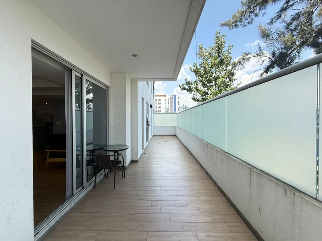 Apartamento Amueblado en Venta Zona 10 — Apartamento en Venta en Zona 10, Guatemala, Ciudad — foto 3 de 9