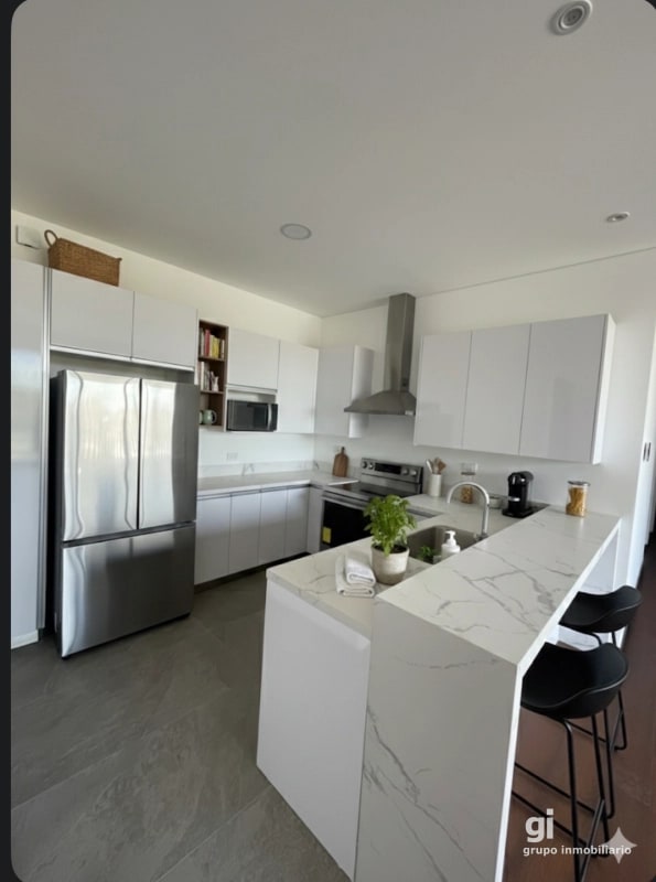 Apartamento en renta, para estrenar 3 dormitorios y dormitorios de Servicio. completo! - 2