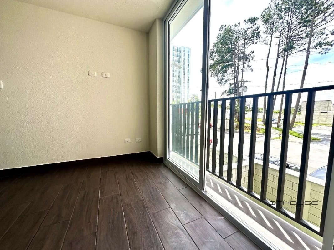 APARTAMENTO EN RENTA ZONA 10 DE MIXCO - 9