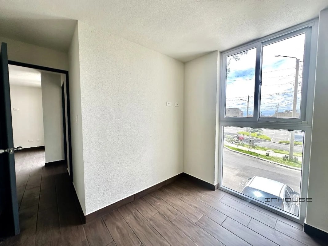 APARTAMENTO EN RENTA ZONA 10 DE MIXCO - 5