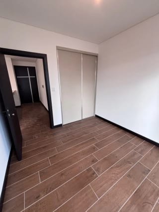 Apartamento en renta en Lirios de Cayalá | 2 habitaciones | Zona 16 — Apartamento en Alquiler en Lirios de Cayalá II, Zona 16, Guatemala, Ciudad — miniatura 2 de 9