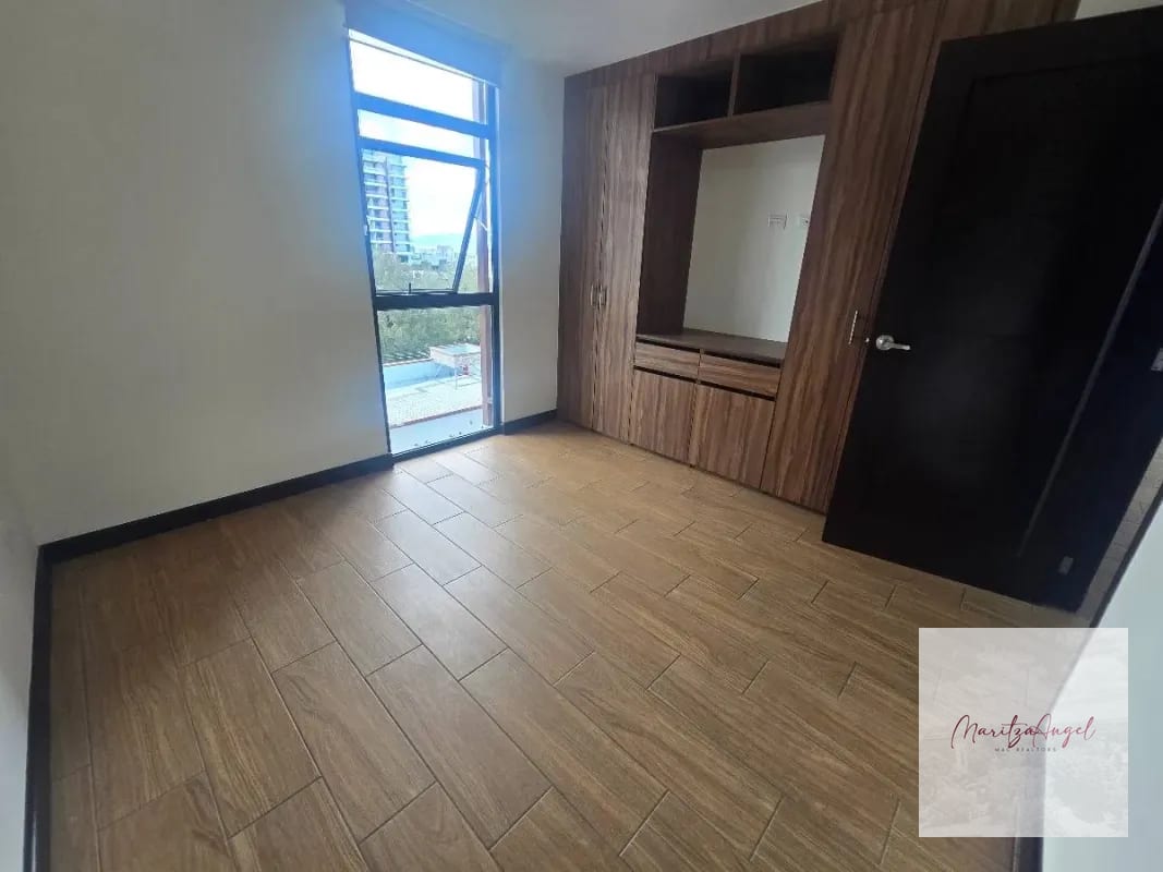 VENTA DE APARTAMENTO EN ZONA 15 TORRE PRAGA — Apartamento en Venta en Zona 15, Guatemala, Ciudad — foto 9 de 15