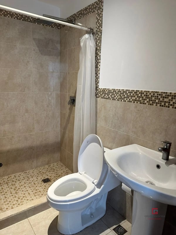 Apartamento primer nivel en renta Di Fiori - 4