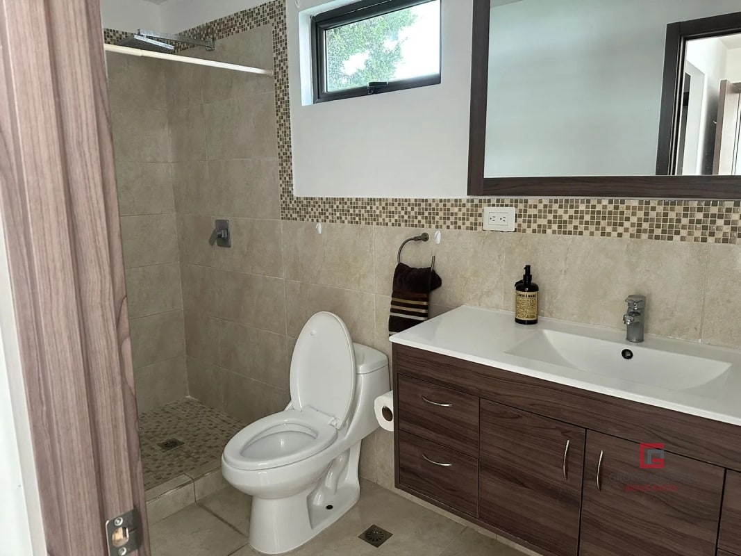 Apartamento primer nivel en renta Di Fiori - 1