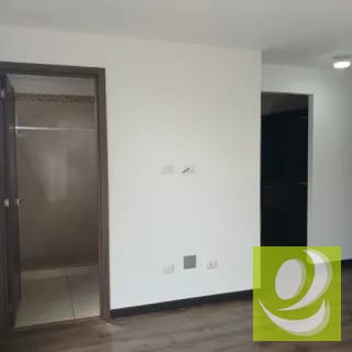 Apartamento en Venta/renta en Di Fiori Zona 7 — Apartamento en Venta en Di Fiori, Zona 7, Guatemala, Ciudad — miniatura 12 de 17