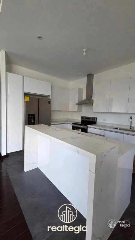 APARTAMENTO EN NOGALES DE CAYALÁ ZONA 16 - 13