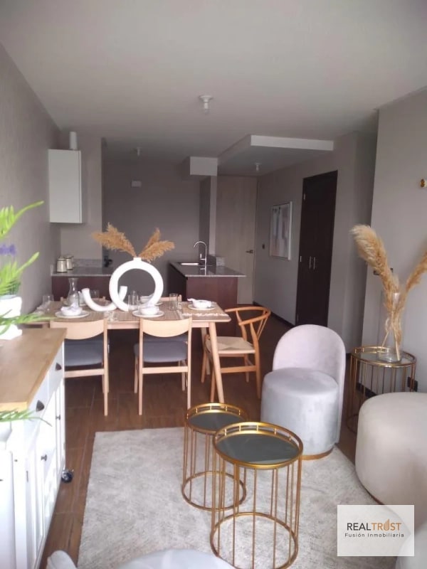 Apartamento en renta Vertical once colonia Toledo zona  11 - 17