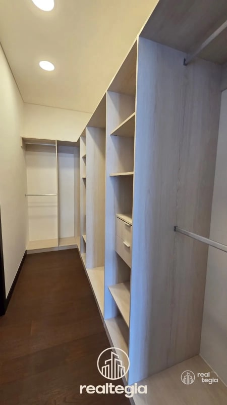 APARTAMENTO EN NOGALES DE CAYALÁ ZONA  16 - 4