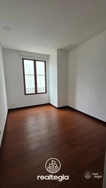 APARTAMENTO NOGALES DE CAYALÁ ZONA 16 - 6