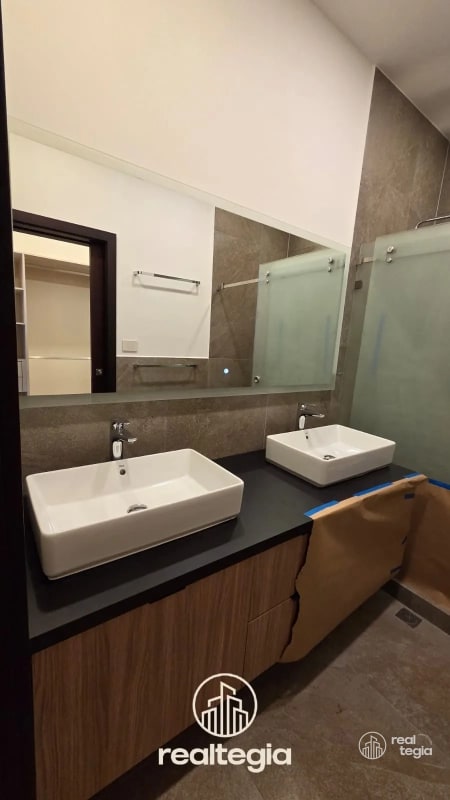 APARTAMENTO NOGALES DE CAYALÁ ZONA 16 - 1