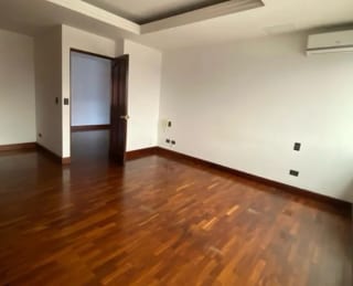 Apartamento en Venta Edificio San Ignacio II — Apartamento en Venta en Zona 10, Guatemala, Ciudad — miniatura 4 de 7