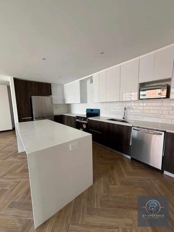 Lindo apartamento en Esificio Naori en renta, zona 10 - 4