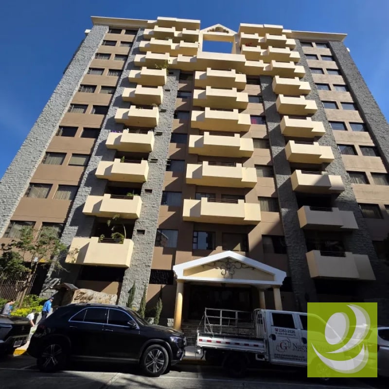 APARTAMENTO EN RENTA O VENTA EN CASTELLAR ZONA 10 - 11