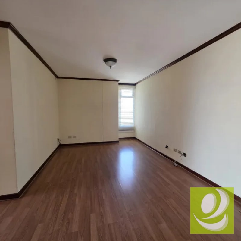 APARTAMENTO EN RENTA O VENTA EN CASTELLAR ZONA 10 - 10