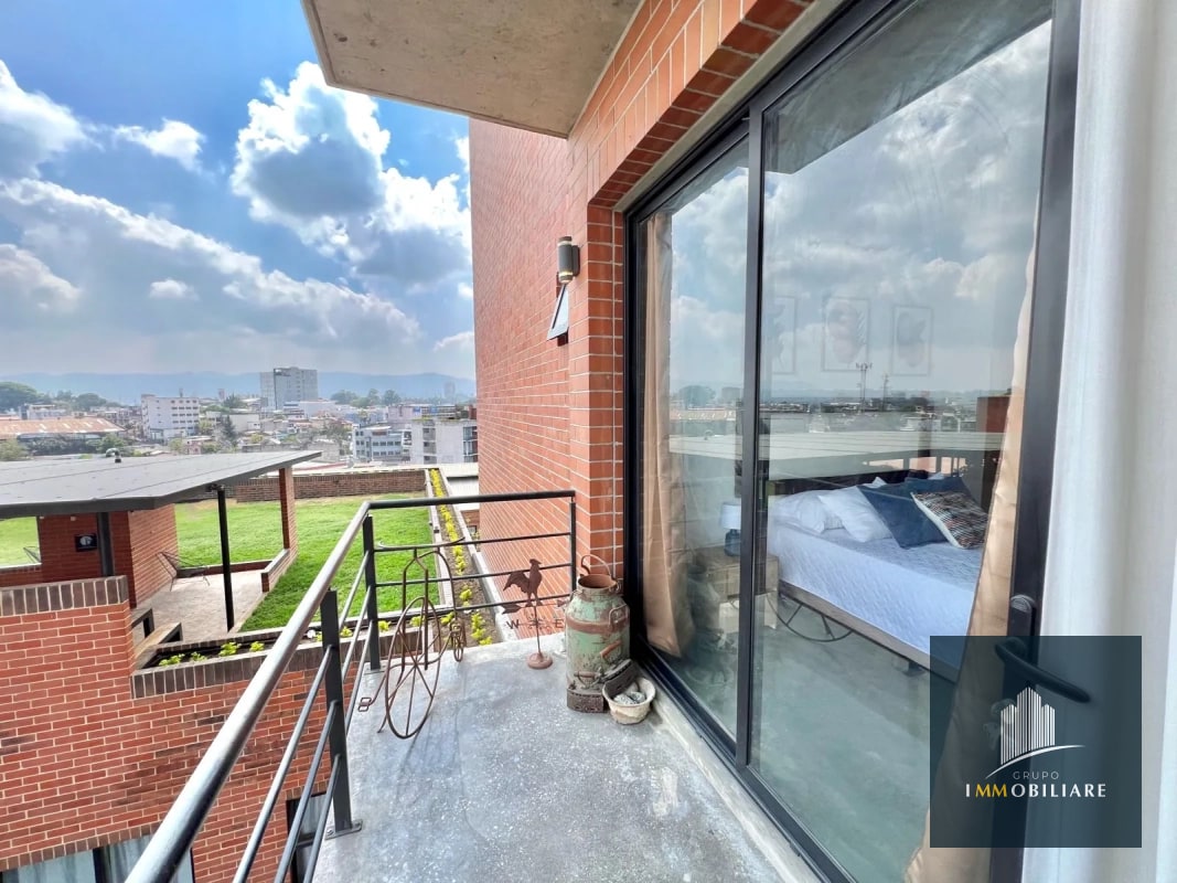 Apartamento amueblado en venta 4 Grados Norte, zona 4 - 11