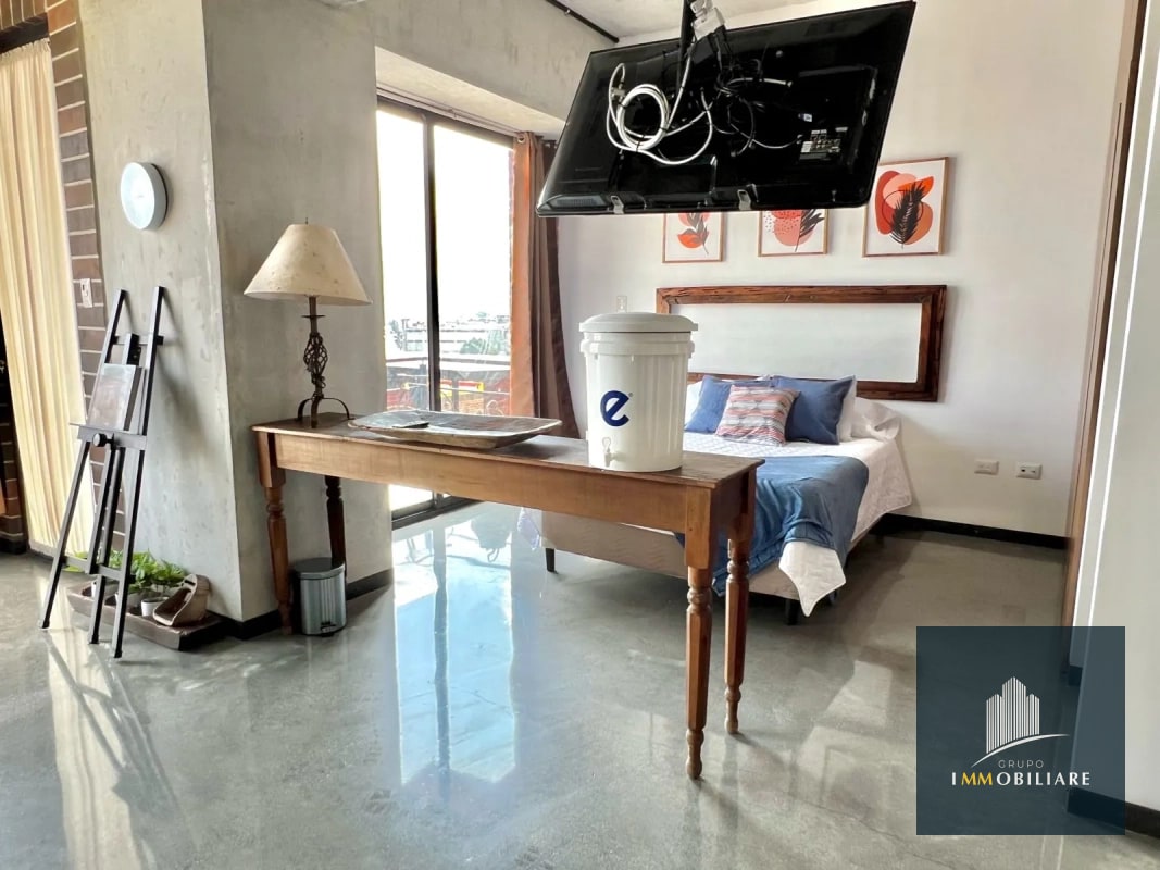 Apartamento amueblado en venta 4 Grados Norte, zona 4 - 3