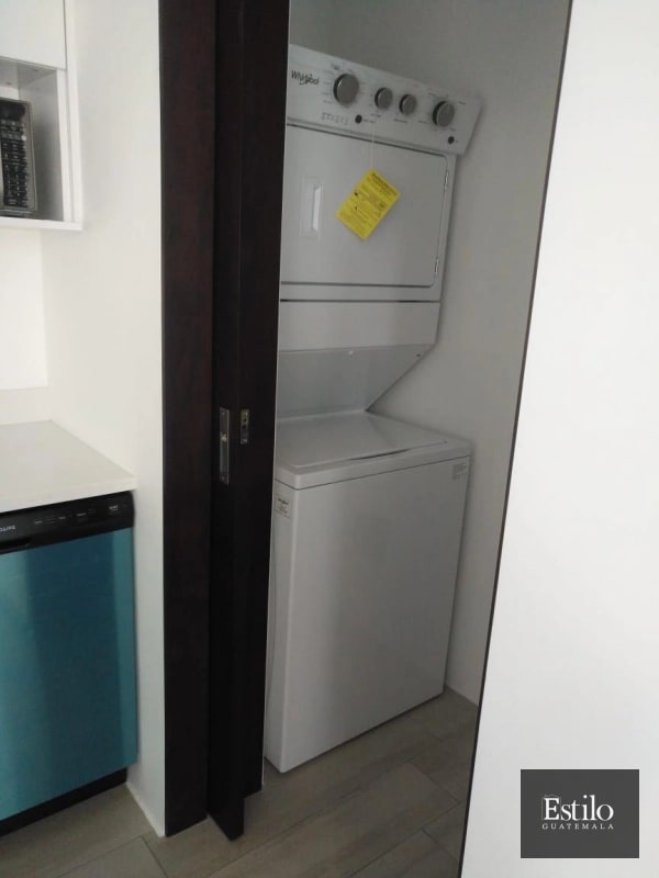 APARTAMENTO EN ALQUILER ZONA 15 - 4