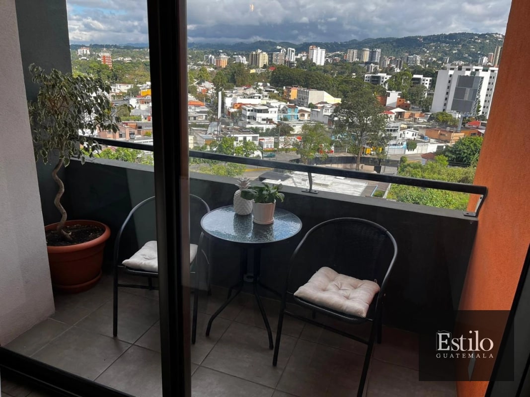 APARTAMENTO AMUEBLADO EN ZONA 10 - 6