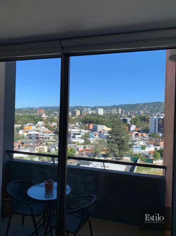 APARTAMENTO AMUEBLADO EN ZONA 10 - 1