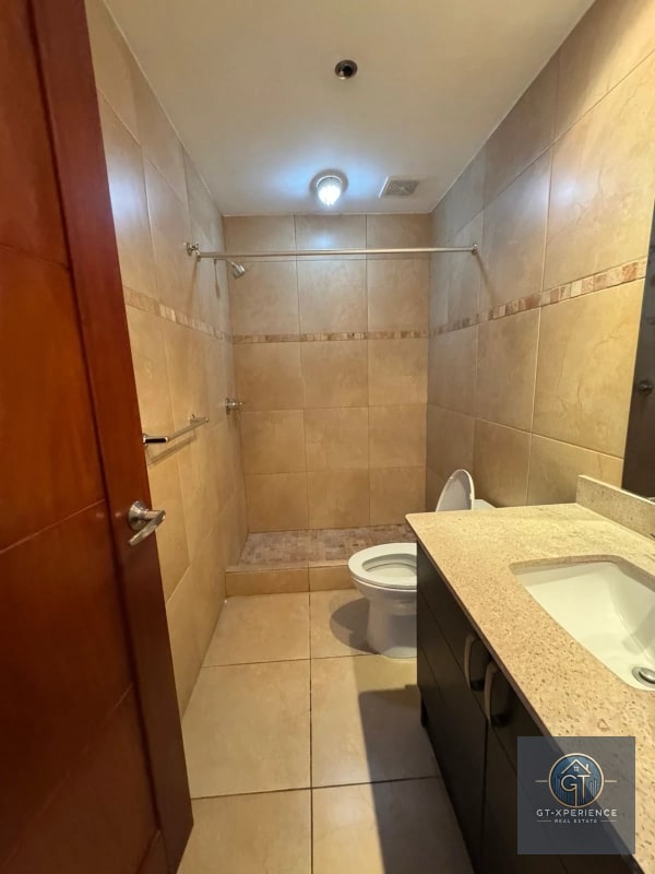 Lindo y amplio apartamento en edificio Aria, zona 10 - 3