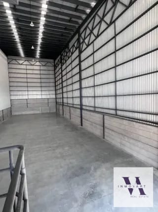 Amplia bodega en renta Naranjo en Complejo Industrial — Bodega / Ofibodega en Alquiler en Condado Naranjo, Zona 4 Mixco, Guatemala, Ciudad — miniatura 6 de 6