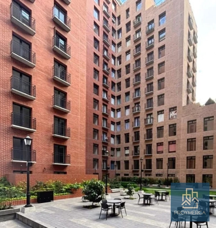 Apartamento con excelente ubicación en alquiler, Edificio Céntrico, Zona 5 - 11