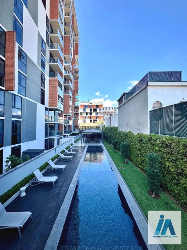 APARTAMENTO EN VENTA📍 Edificio Aralia, zona 11 Aprovecha este moderno apartamento - 16