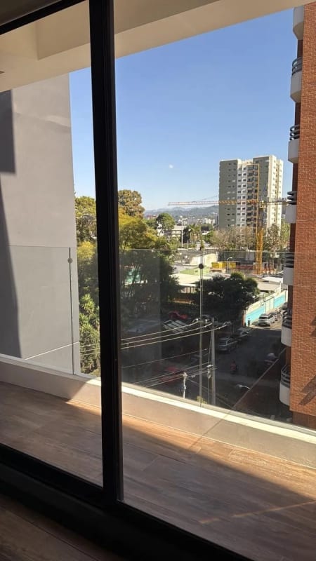 Vive cerca de todo!!!!! — Apartamento en Venta en Moretti, Zona 10, Guatemala, Ciudad — foto 4 de 5