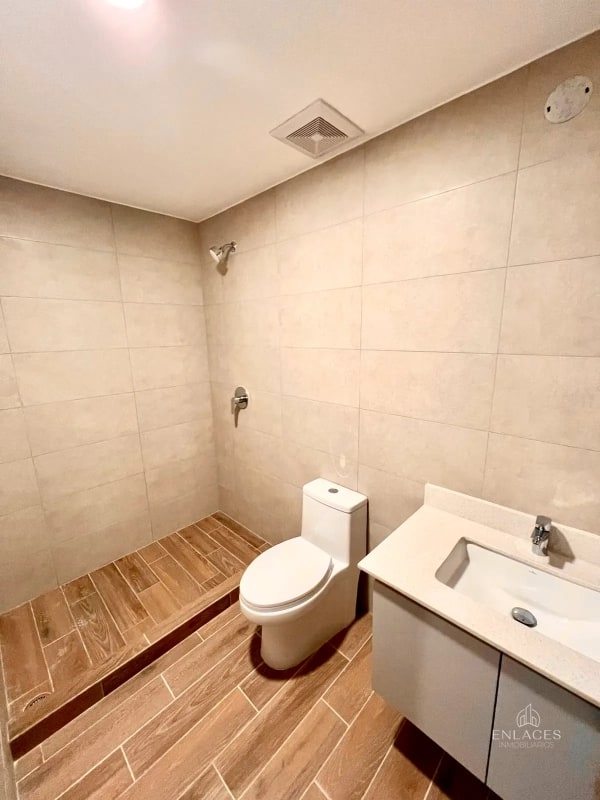 Zona 14 • Apartamento en Renta • Edificio Parque 14 - 2