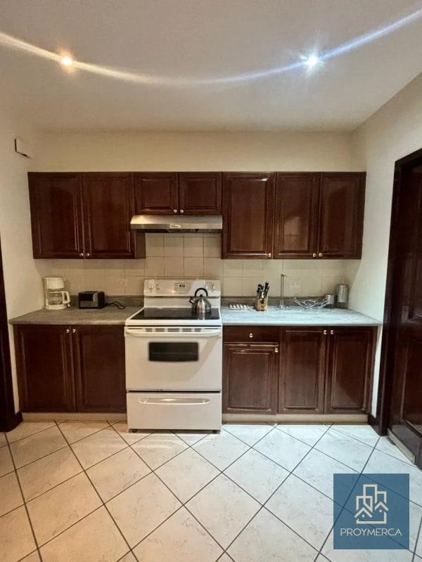 Apartamento en venta, Edificio Milenia, Zona 10 - 8