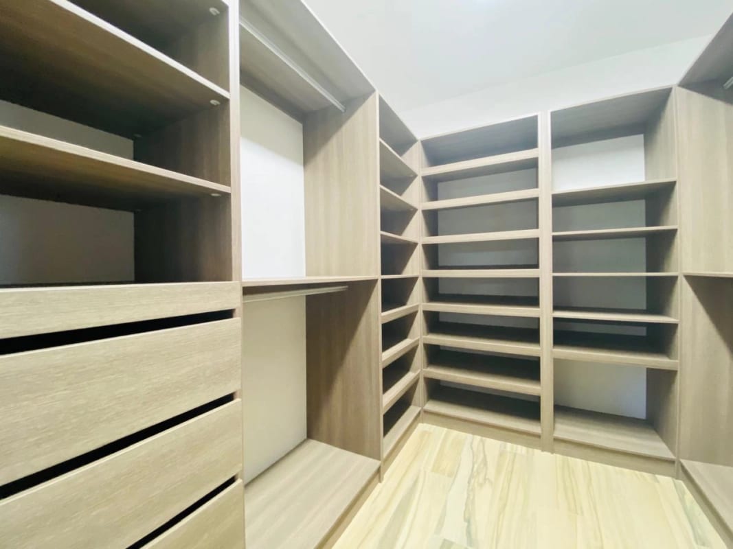 Exclusivo Apartamento Zona 14 — Apartamento en Venta en Zona 14, Guatemala, Ciudad — foto 5 de 8