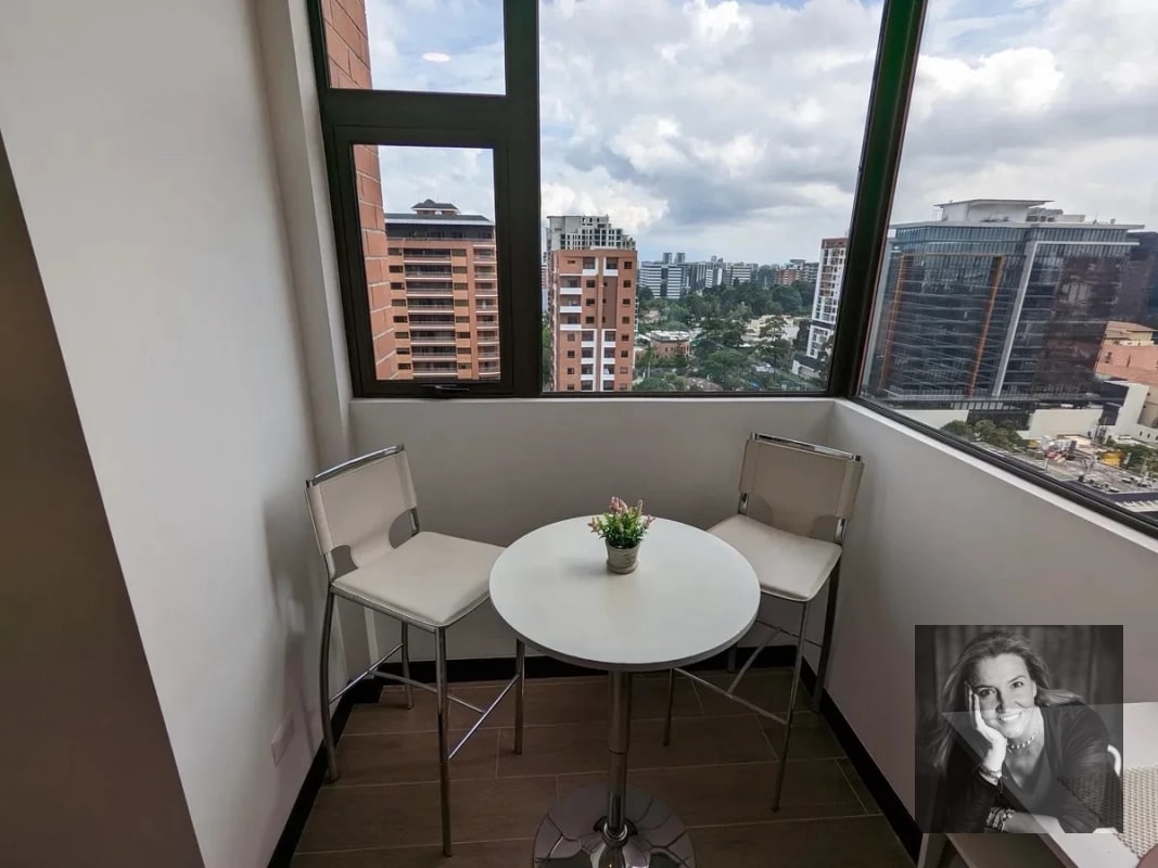 Apartamento Amueblado en Venta – Edificio DiagoSeis, Zona 10 - 4