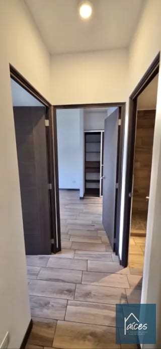 Apartamento en Renta TORRE PAMPLONA 1a CALLE Zona 13 (D) — Apartamento en Alquiler en Torre Pamplona 1ra Calle, Zona 13, Guatemala, Ciudad — miniatura 8 de 17