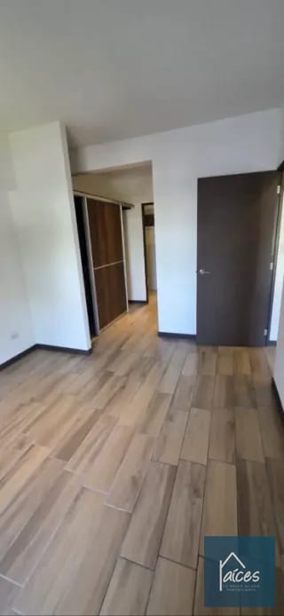 Apartamento en Renta TORRE PAMPLONA 1a CALLE Zona 13 (D) — Apartamento en Alquiler en Torre Pamplona 1ra Calle, Zona 13, Guatemala, Ciudad — miniatura 7 de 17