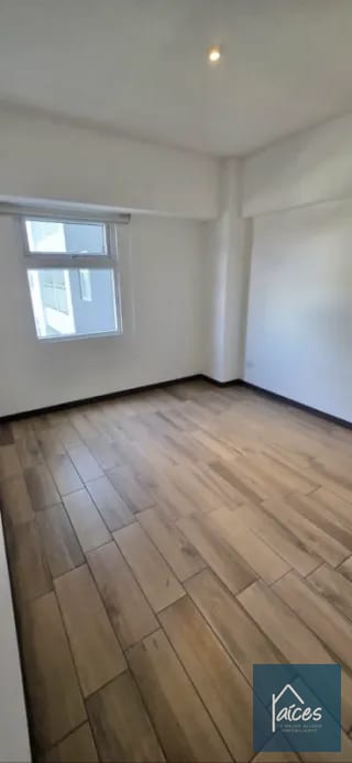 Apartamento en Renta TORRE PAMPLONA 1a CALLE Zona 13 (D) — Apartamento en Alquiler en Torre Pamplona 1ra Calle, Zona 13, Guatemala, Ciudad — miniatura 5 de 17