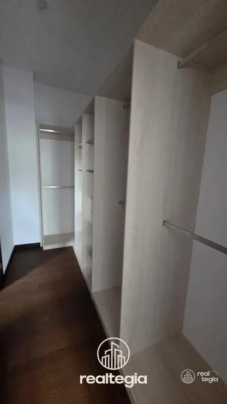 APARTAMENTO NOGALES DE CAYALÁ ZONA 16 — Apartamento en Venta en Zona 16, Guatemala, Ciudad — foto 9 de 13